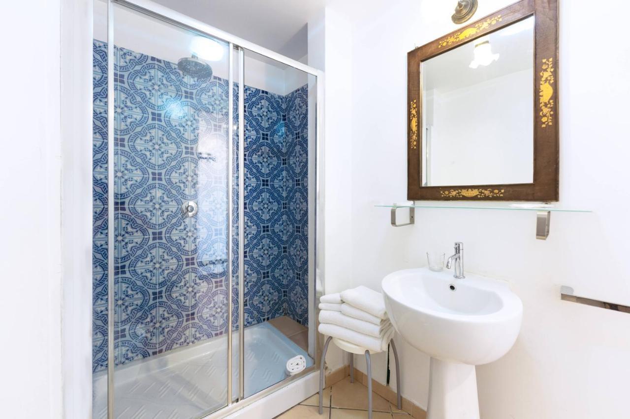 Palazzo Attila - Gioia Apartments Прочида Екстериор снимка