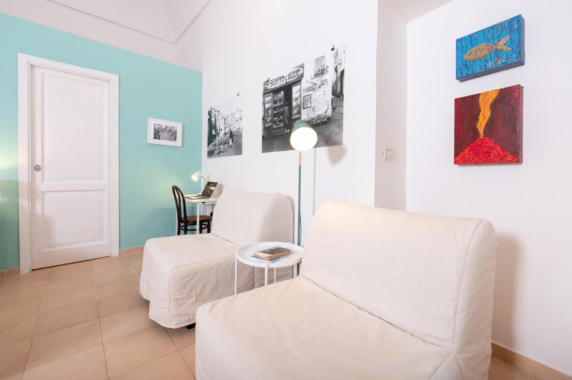 Palazzo Attila - Gioia Apartments Прочида Екстериор снимка